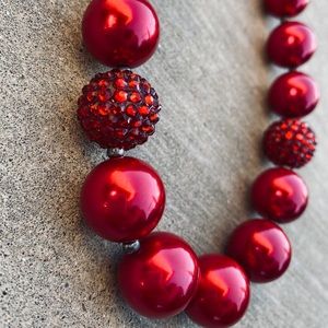 LIKE NEW Girls Chunky Necklace